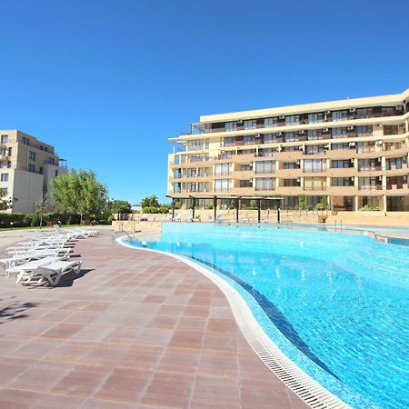Menada Luxor Apartments Sveti Vlas Eksteriør bilde