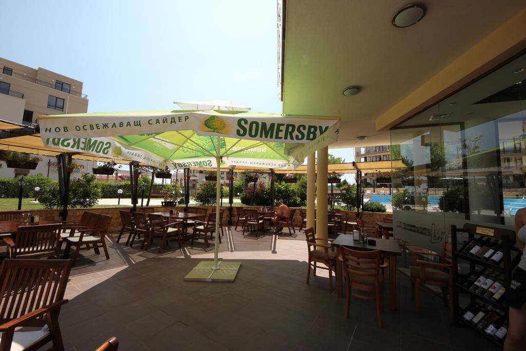 Menada Luxor Apartments Sveti Vlas Eksteriør bilde