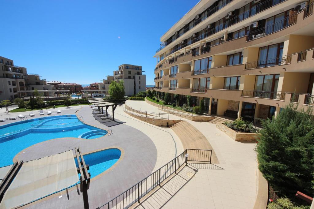 Menada Luxor Apartments Sveti Vlas Eksteriør bilde